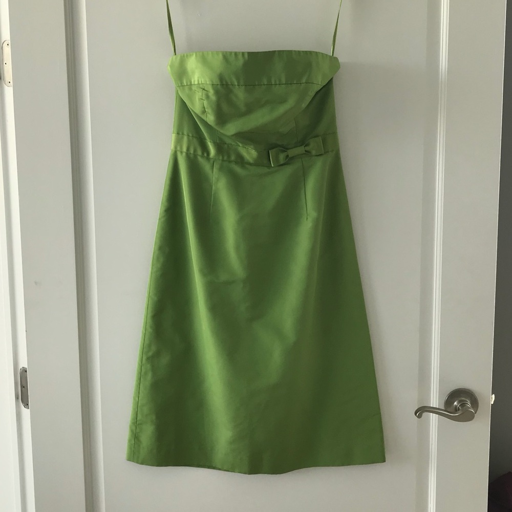 Green strapless crew dress